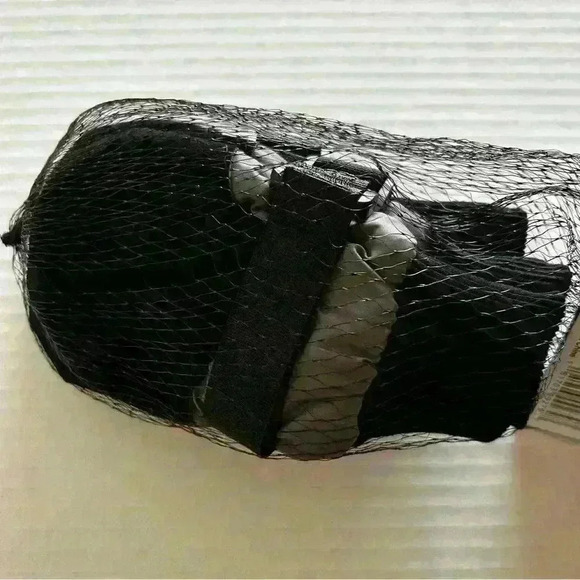 ✨Host Pick✨ 2/$25 BNWT SPOT Extreme All Weather Medium Dog Boots, 4-Pack Black - Picture 9 of 10